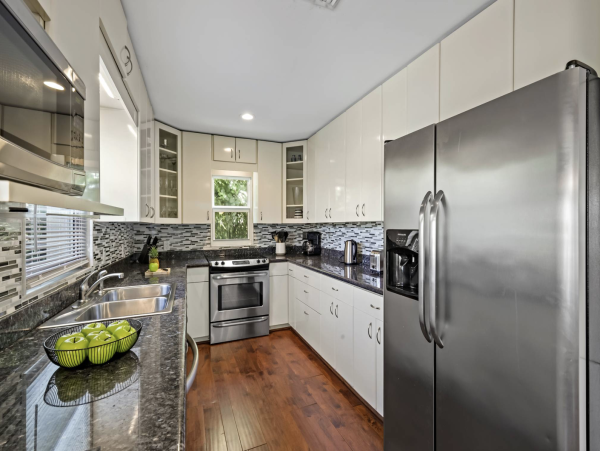 Canal Front 4 Bedroom Vacation Home Sleeps 10 Marco Island